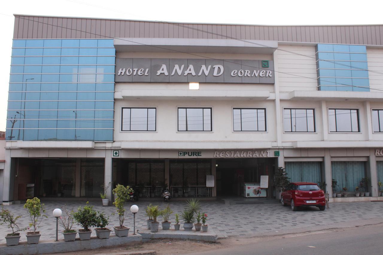 Hotel Anand Corner Nadiad Exterior photo