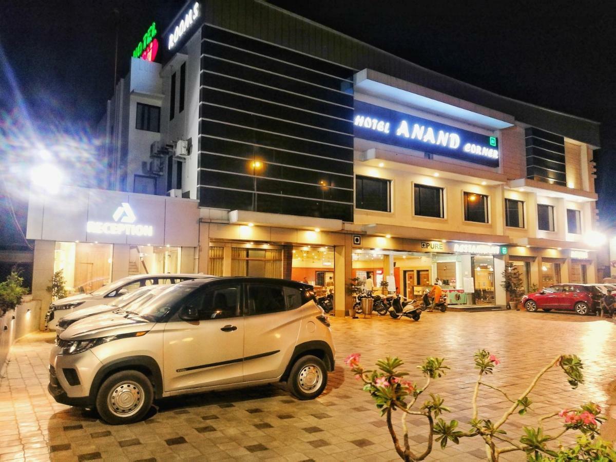 Hotel Anand Corner Nadiad Exterior photo